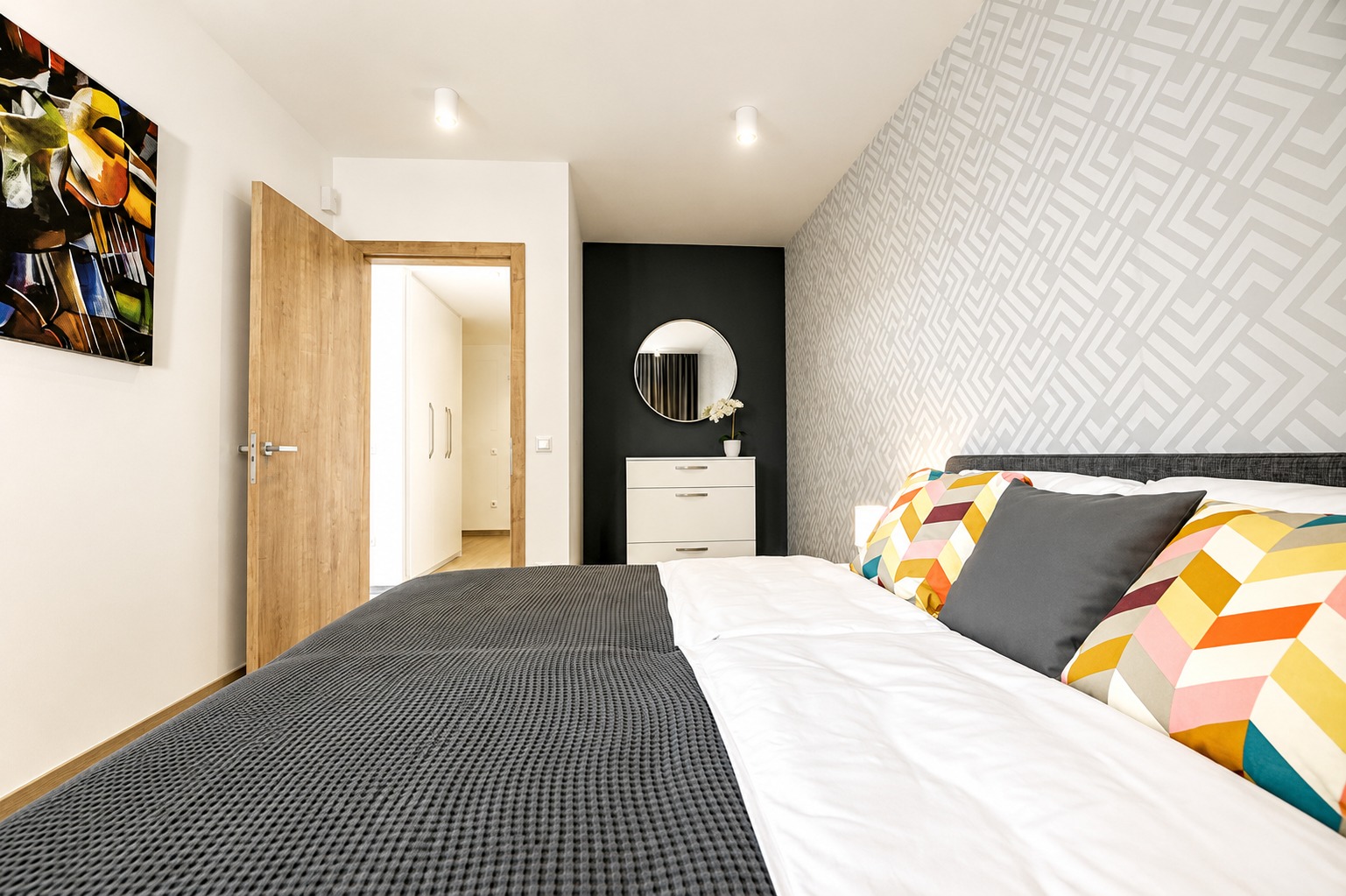 AP4: Bedroom