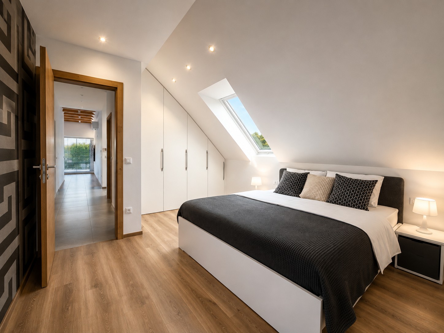 AP6: Second bedroom